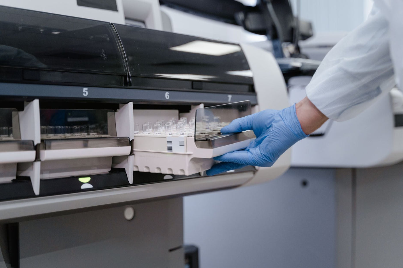 Best Label Printer for Laboratory Test Tubes 2026 - McAuley Labels