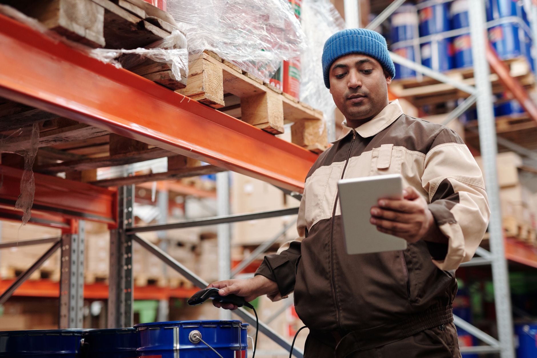 How to Create a Barcode Asset Tracking System (2026) - McAuley Labels