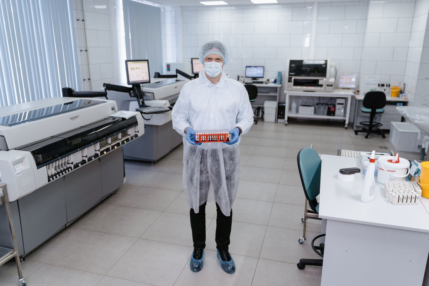 Test Tube Labeler for Clinical & Research Labs 2026 - McAuley Labels